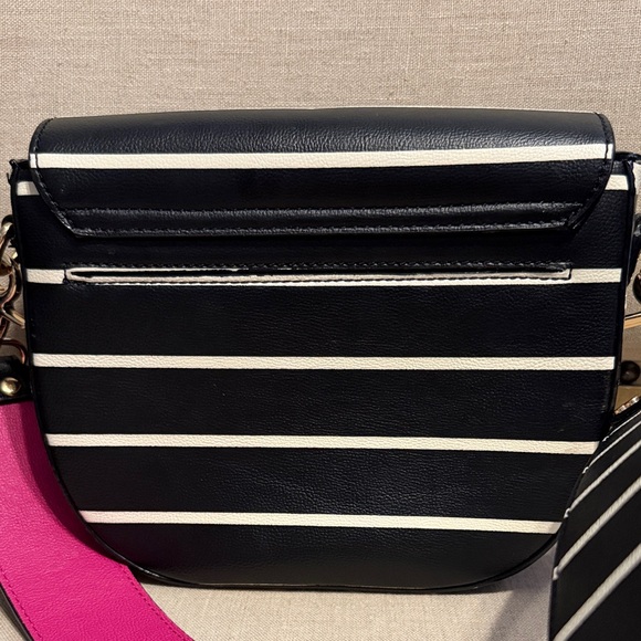 Betsey Johnson Bow Crossbody Bag - Picture 3 of 14